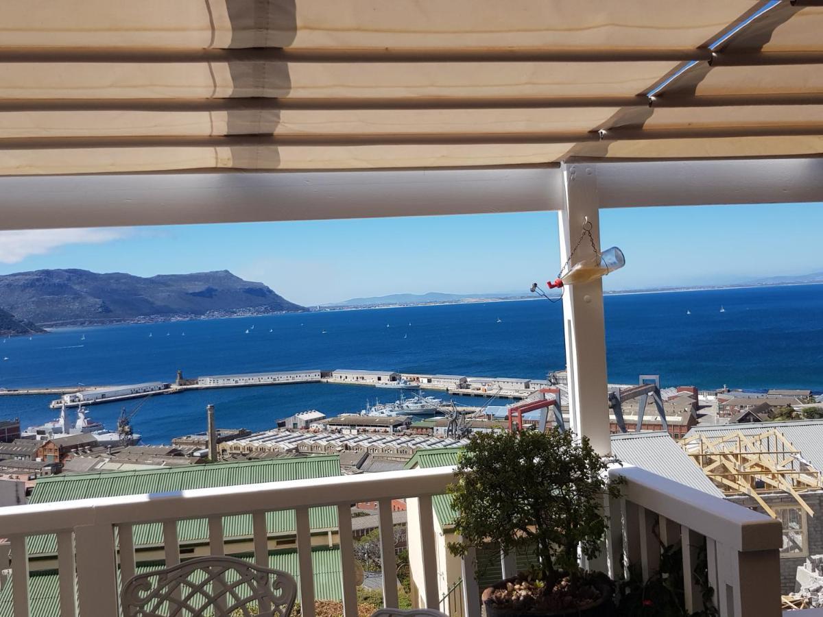 Papillon Guest Suite Simonʼs Town Екстериор снимка