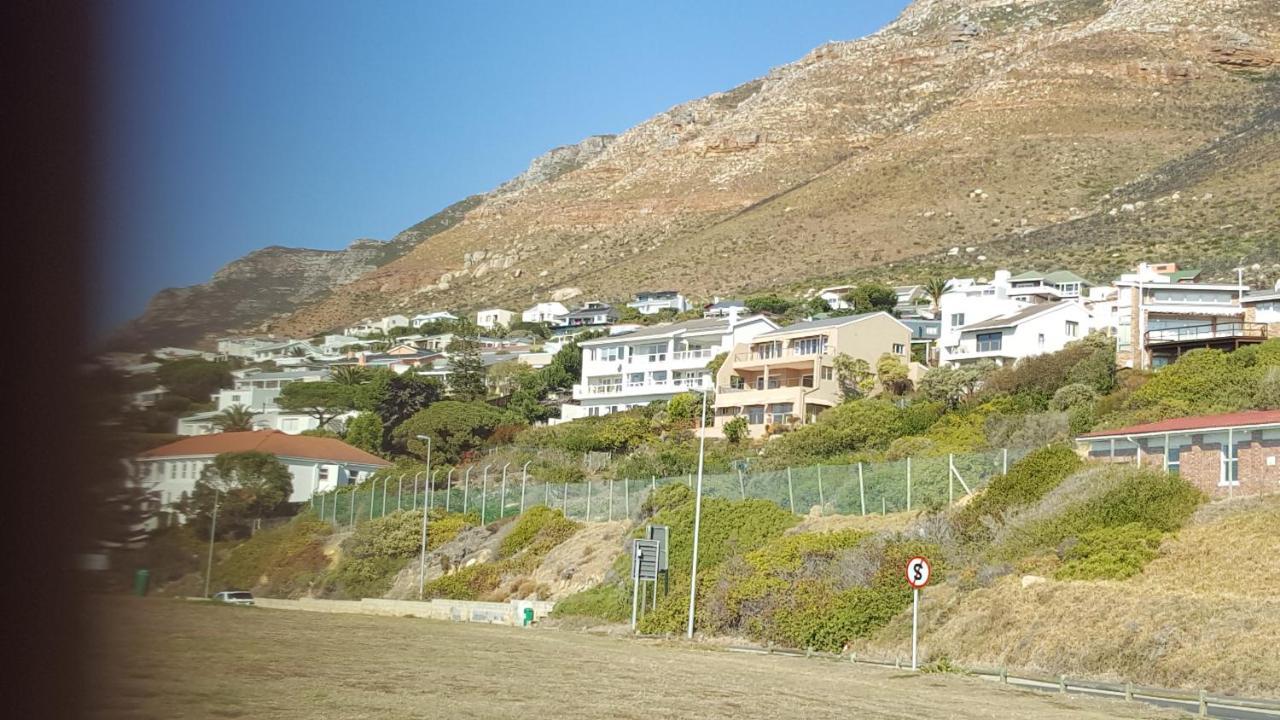 Papillon Guest Suite Simonʼs Town Екстериор снимка