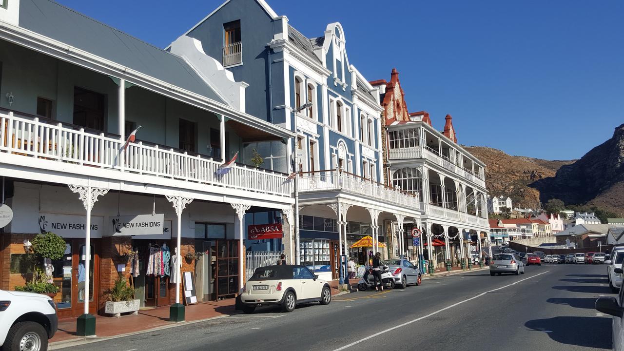 Papillon Guest Suite Simonʼs Town Екстериор снимка