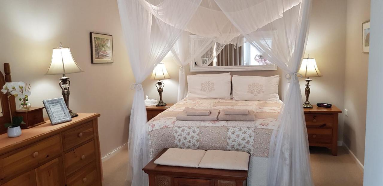 Papillon Guest Suite Simonʼs Town Екстериор снимка